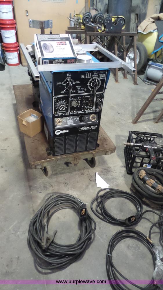 image for item BF9183 Miller Trailblazer 250G welder/generator