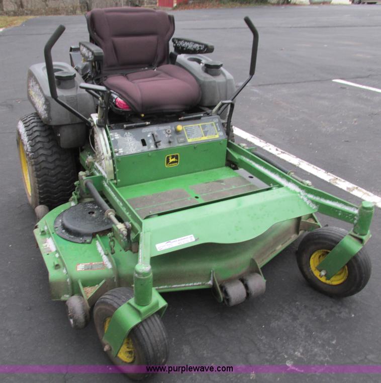 image for item BG9173 John Deere riding lawn mower