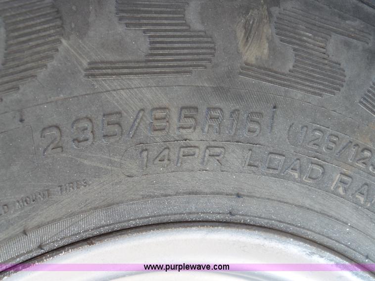 image for item G7062 2007 Travalong livestock trailer