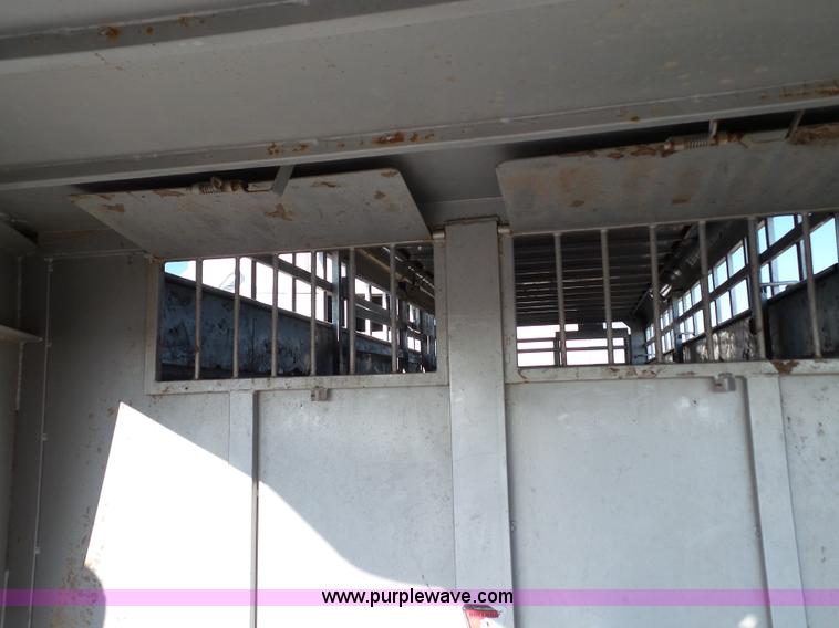 image for item G7062 2007 Travalong livestock trailer