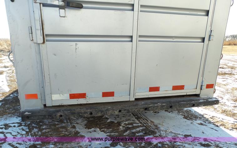 image for item G7062 2007 Travalong livestock trailer