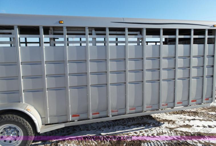 image for item G7062 2007 Travalong livestock trailer
