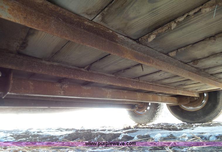 image for item G7062 2007 Travalong livestock trailer