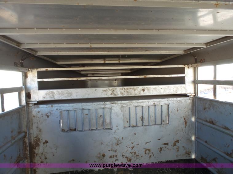 image for item G7062 2007 Travalong livestock trailer