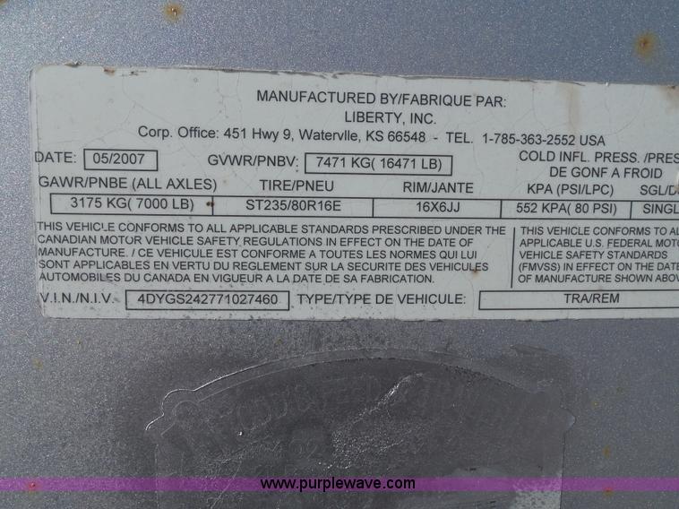 image for item G7062 2007 Travalong livestock trailer