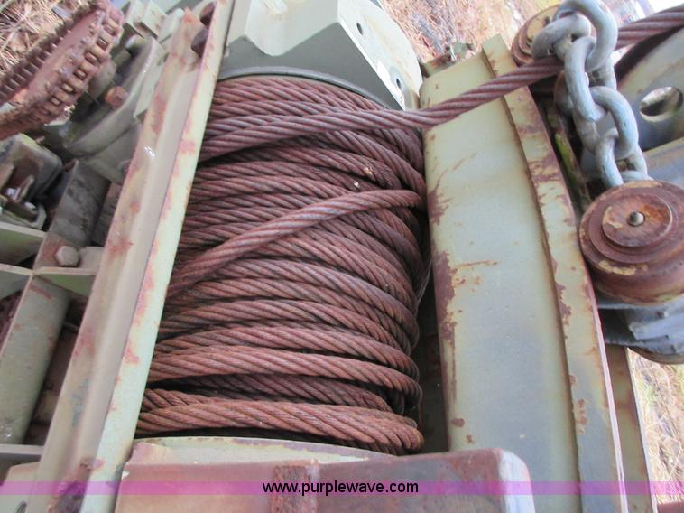 image for item I1761 1968 Garwood winch unit assembly