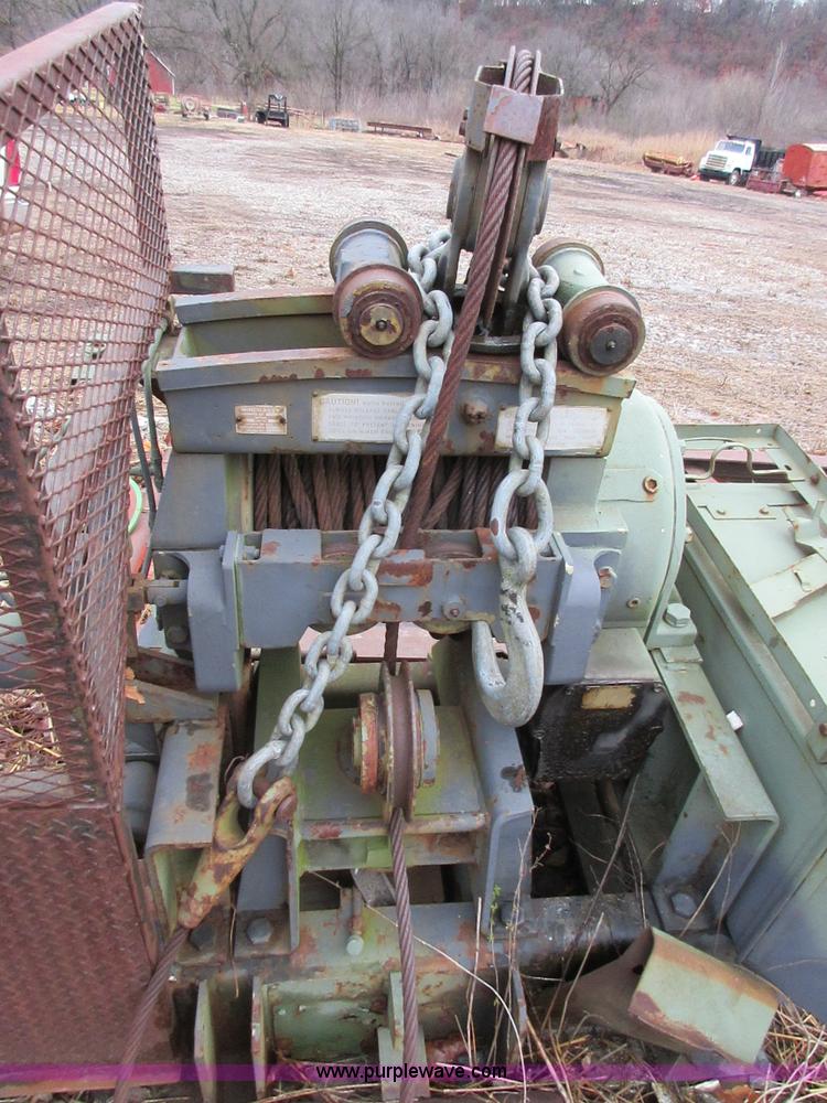 image for item I1761 1968 Garwood winch unit assembly