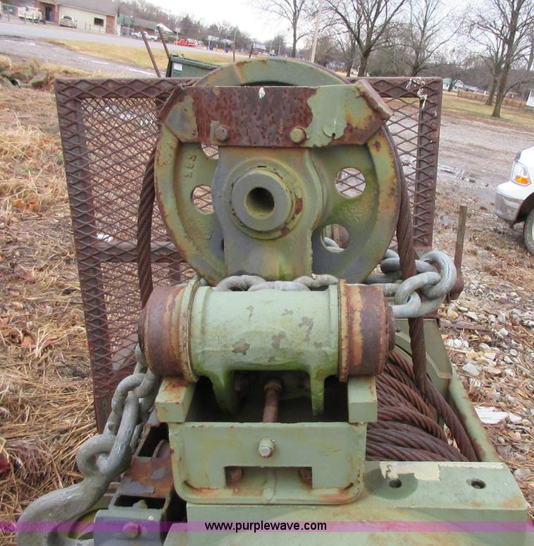 image for item I1761 1968 Garwood winch unit assembly