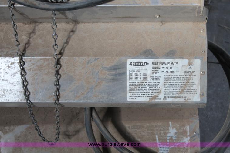 image for item J1330 Assorted tools