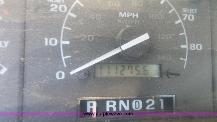 image for item J4608 1996 Ford F350 XL pickup truck