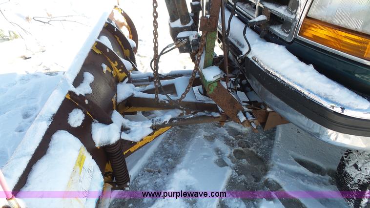 image for item J4608 1996 Ford F350 XL pickup truck