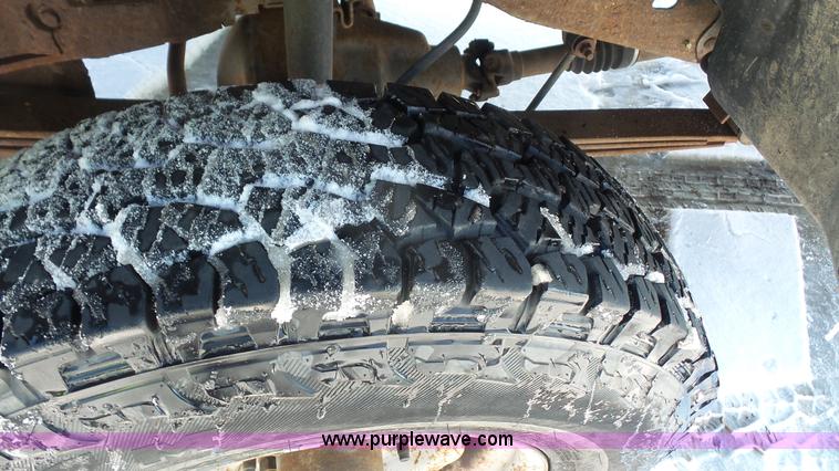 image for item J4608 1996 Ford F350 XL pickup truck