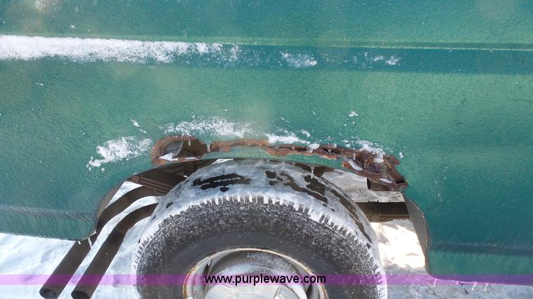 image for item J4637 1996 Ford F250 XL pickup truck