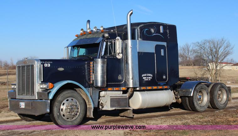 image for item J7367 1997 Peterbilt 379 semi truck