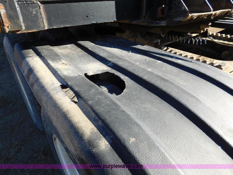 image for item J7465 1996 International 9400 semi truck