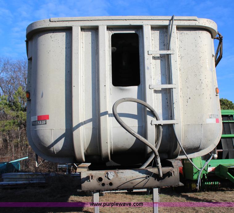 image for item J7638 1964 Fruehauf end dump trailer