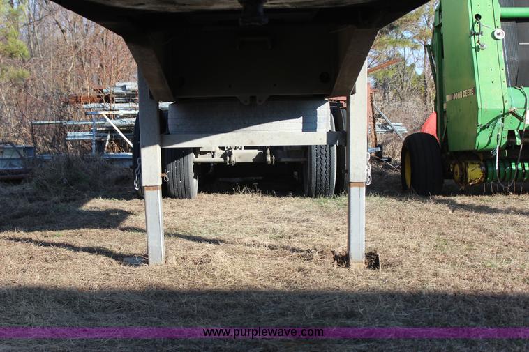 image for item J7638 1964 Fruehauf end dump trailer