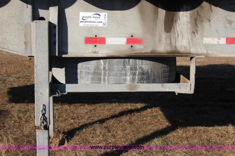 image for item J7638 1964 Fruehauf end dump trailer