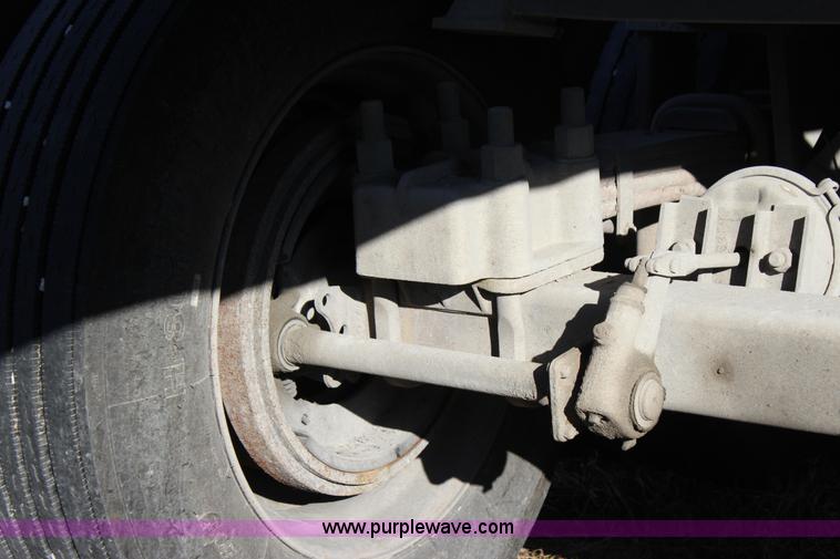 image for item J7638 1964 Fruehauf end dump trailer