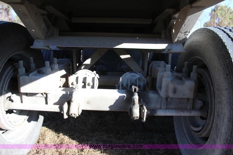 image for item J7638 1964 Fruehauf end dump trailer