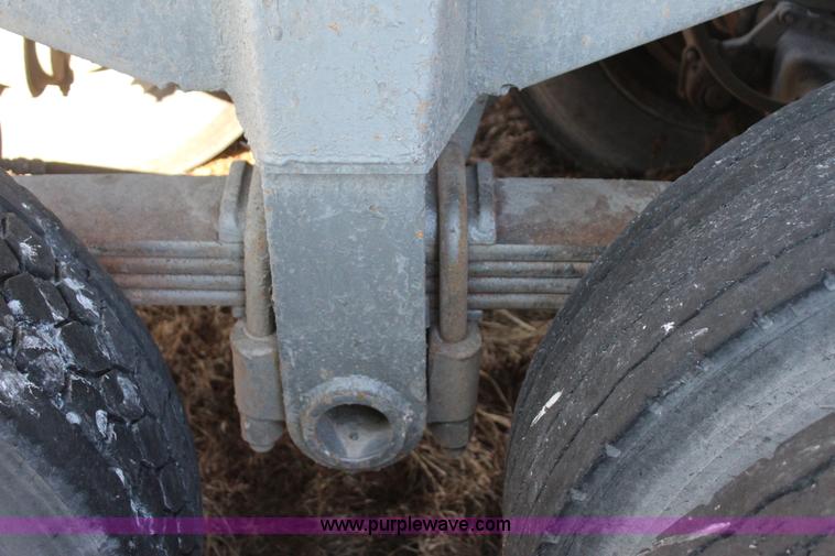 image for item J7638 1964 Fruehauf end dump trailer