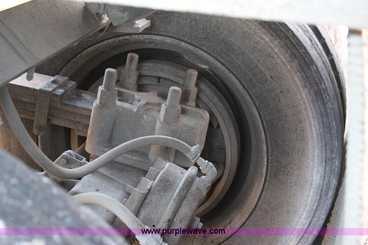 image for item J7638 1964 Fruehauf end dump trailer