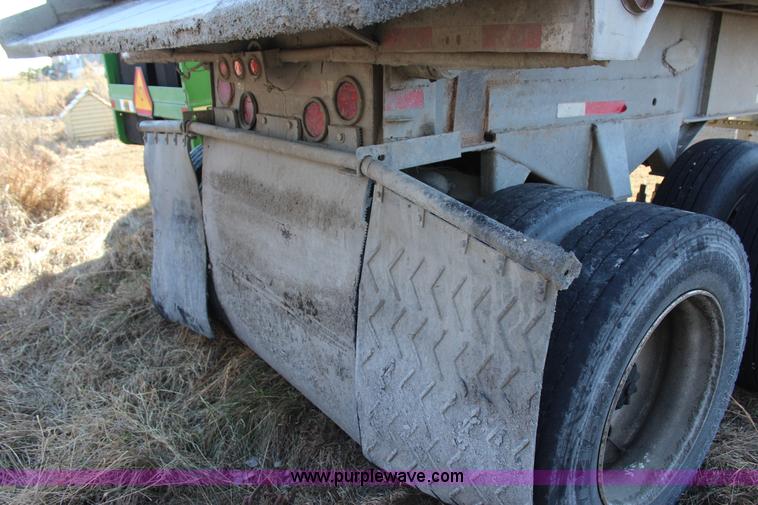 image for item J7638 1964 Fruehauf end dump trailer