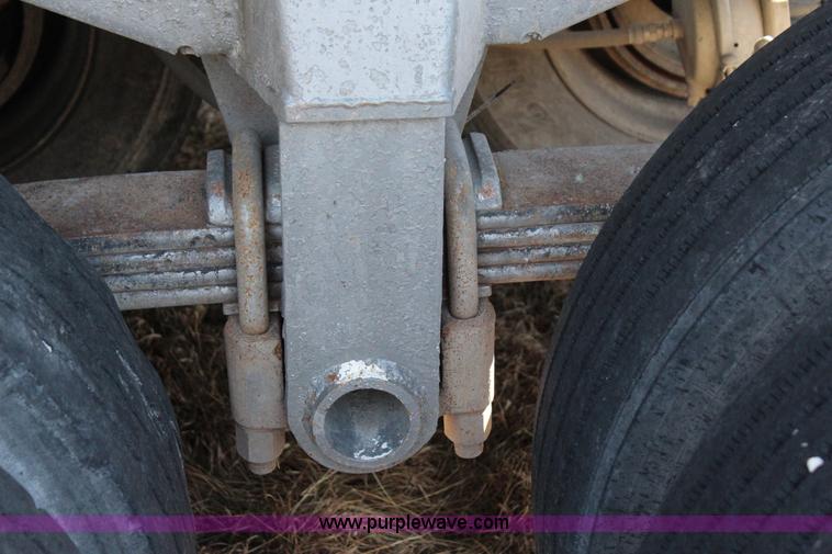 image for item J7638 1964 Fruehauf end dump trailer