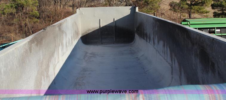 image for item J7638 1964 Fruehauf end dump trailer