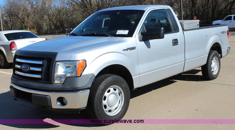 image for item J7710 2012 Ford F150 XL pickup truck