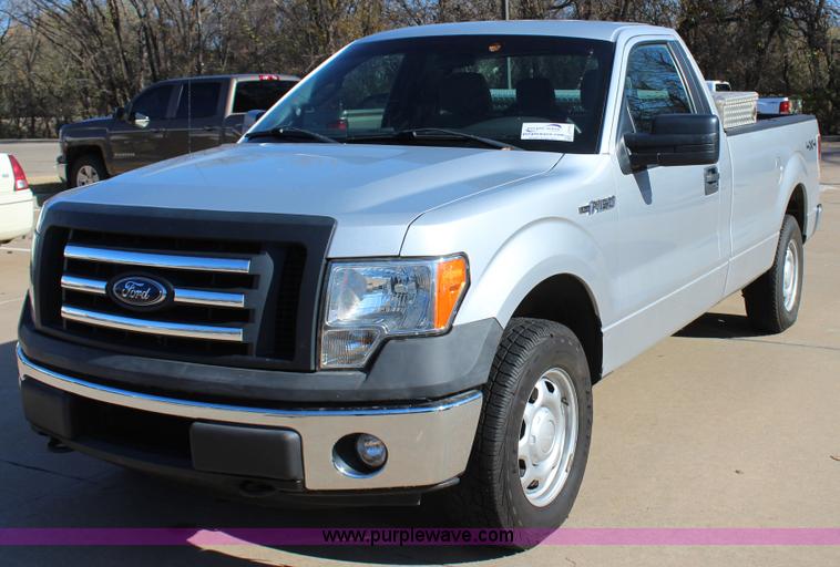 image for item J7710 2012 Ford F150 XL pickup truck