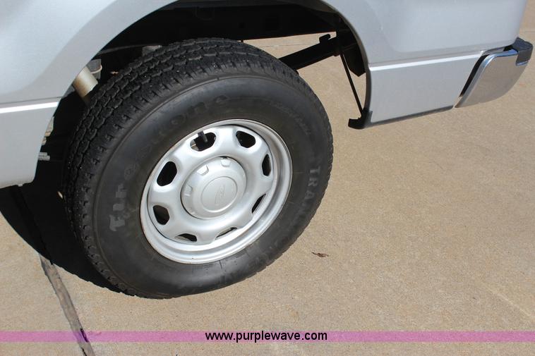 image for item J7710 2012 Ford F150 XL pickup truck