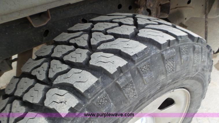 image for item J8390 2006 Ford F150 SuperCab pickup truck