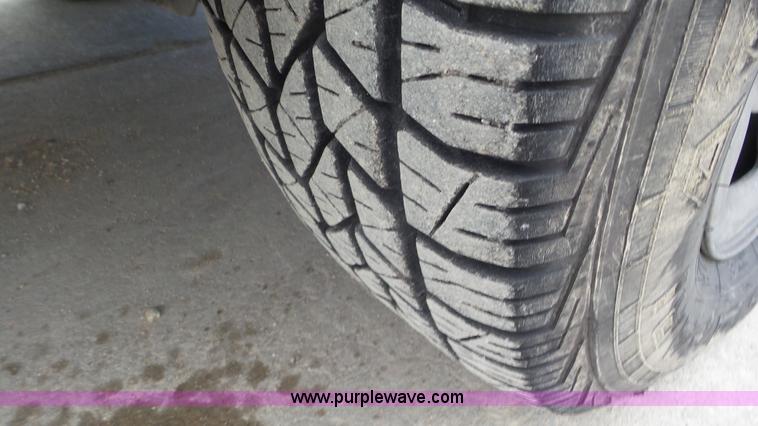 image for item J8390 2006 Ford F150 SuperCab pickup truck