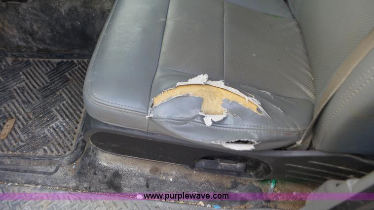 image for item J8426 2007 Ford F150 pickup truck