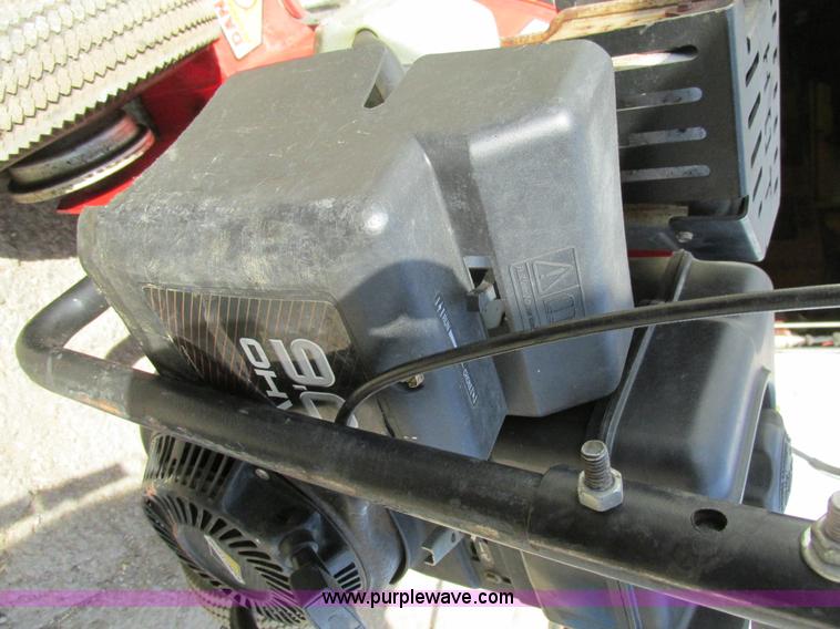 image for item K5197 Giant-vac walk-behind blower