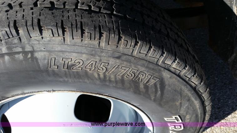 image for item K5333 2008 Ford F350 Super Duty utility truck with crane