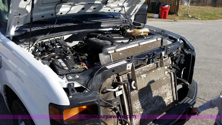 image for item K5333 2008 Ford F350 Super Duty utility truck with crane