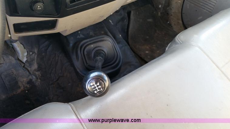 image for item K5333 2008 Ford F350 Super Duty utility truck with crane