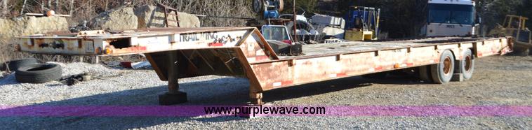 image for item K5341 1981 Trail King hydra-tail equipment trailer