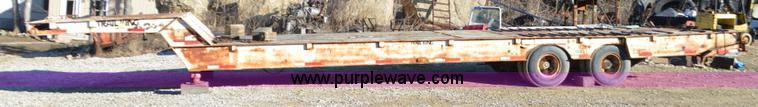 image for item K5341 1981 Trail King hydra-tail equipment trailer