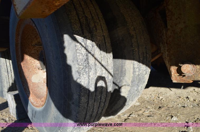 image for item K5341 1981 Trail King hydra-tail equipment trailer