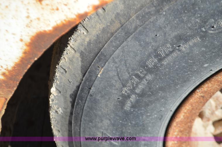 image for item K5341 1981 Trail King hydra-tail equipment trailer