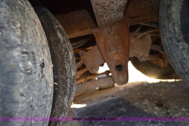 image for item K5341 1981 Trail King hydra-tail equipment trailer