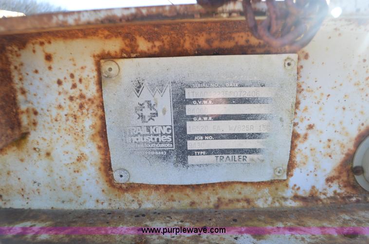 image for item K5341 1981 Trail King hydra-tail equipment trailer