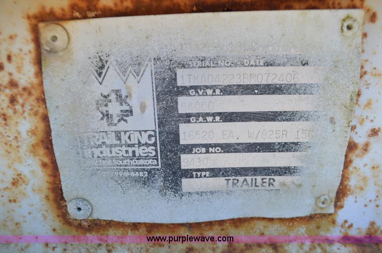 image for item K5341 1981 Trail King hydra-tail equipment trailer