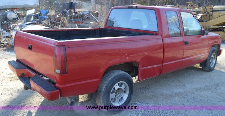 image for item K5345 1994 GMC Sierra 1500 Ext. Cab pickup truck