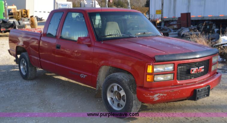 image for item K5345 1994 GMC Sierra 1500 Ext. Cab pickup truck