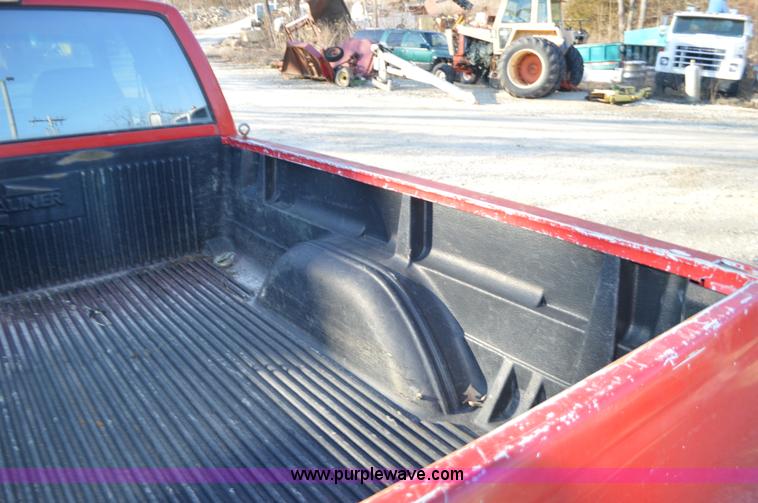 image for item K5345 1994 GMC Sierra 1500 Ext. Cab pickup truck