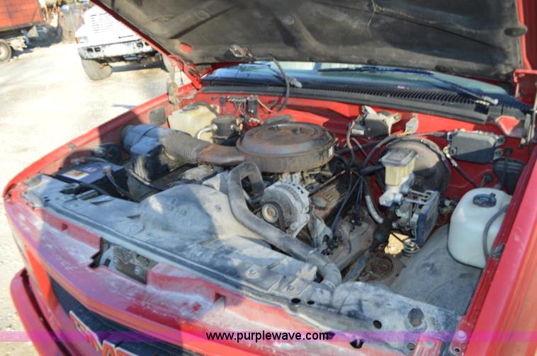 image for item K5345 1994 GMC Sierra 1500 Ext. Cab pickup truck